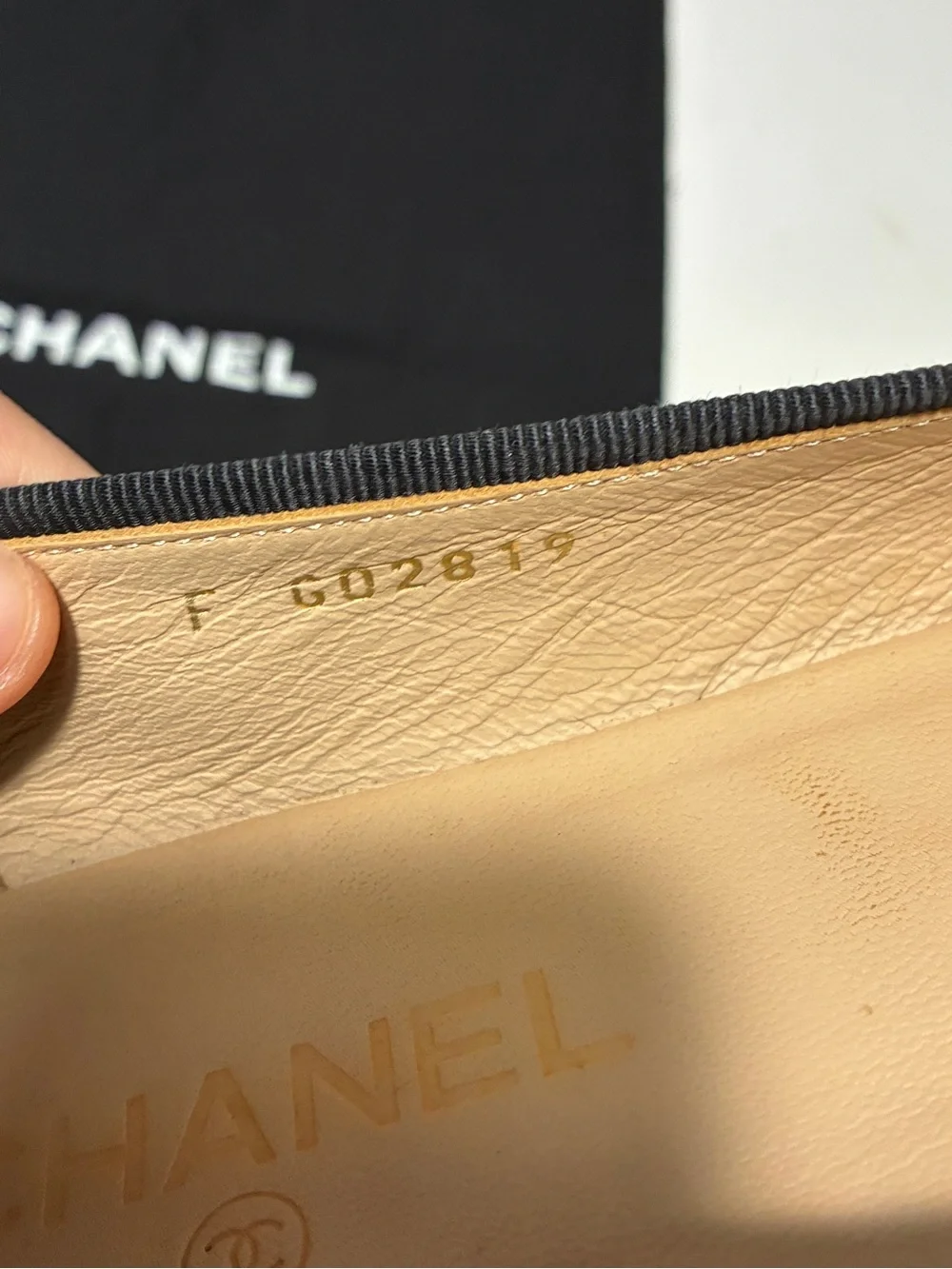 CHANEL Black Leather Cap-Toe Ballet Flats with CC Logo